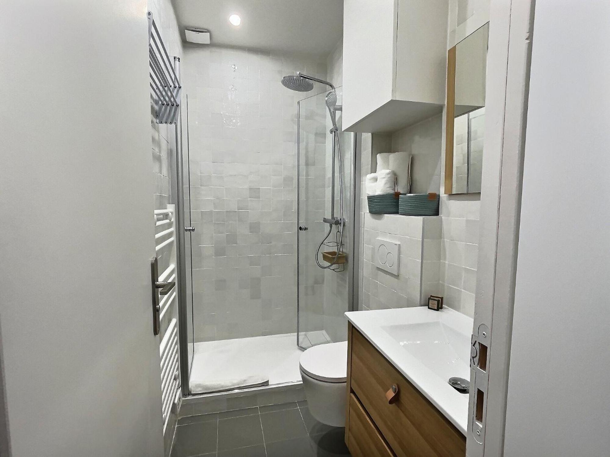 Apartment Parisian L Marais Paris