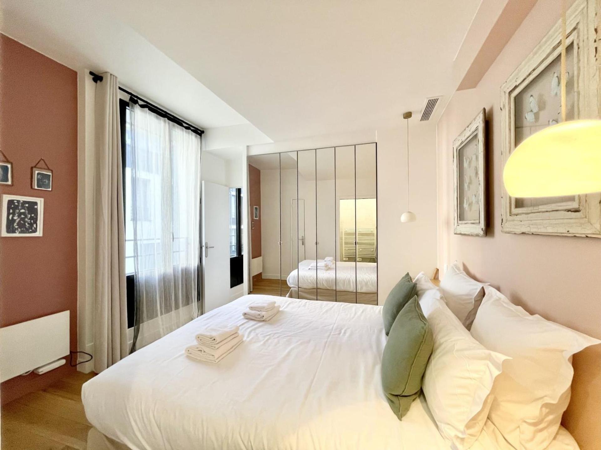 Parisian L Marais Apartment